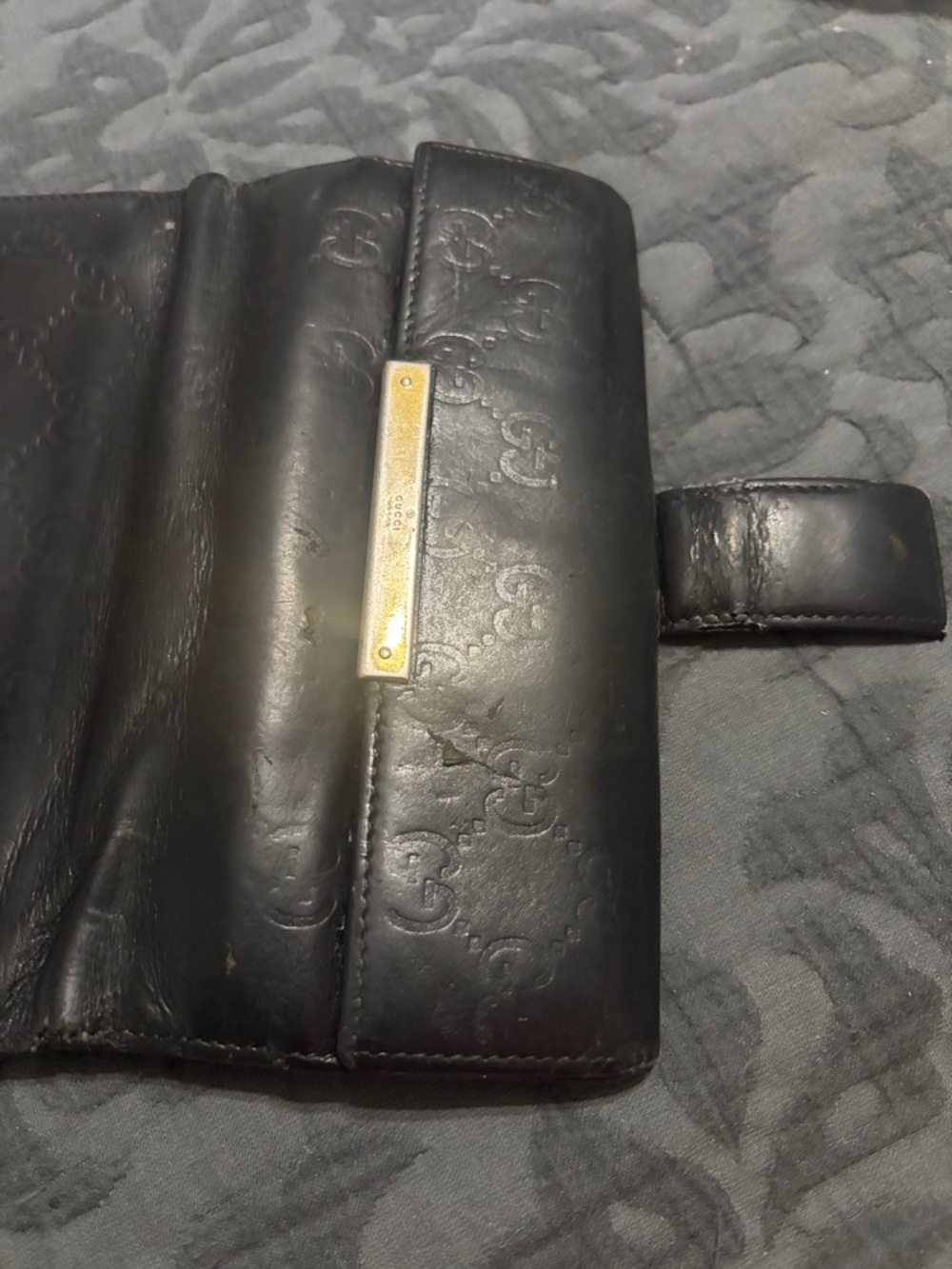 Gucci Black Embossed Leather Wallet with Gold Bar - Picture 3 of 5